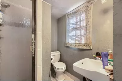 2558 Kings Way, Lawrenceville, GA 30044 - Photo 15