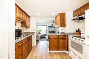 2702 Meadow Mere E, Atlanta, GA 30341 - Photo 5
