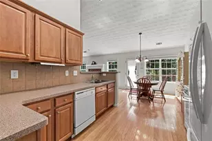 4057 Roslindale Ln, Buford, GA 30519 - Photo 13