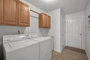 4057 Roslindale Ln, Buford, GA 30519 - Photo 21