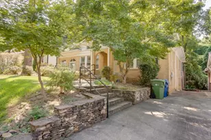 727 Yorkshire Rd NE, Atlanta, GA 30306 - Photo 3