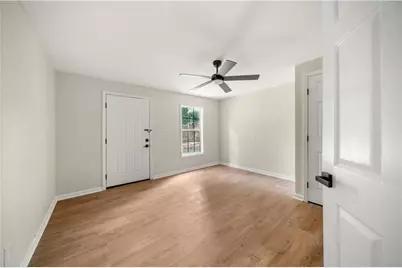832 Leland Court, Stone Mountain, GA 30083 - Photo 27