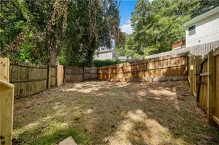 832 Leland Ct, Stone Mountain, GA 30083 - Photo 29