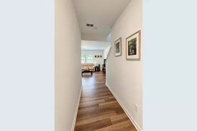 2945 Salinger Way, Gainesville, GA 30507 - Photo 3