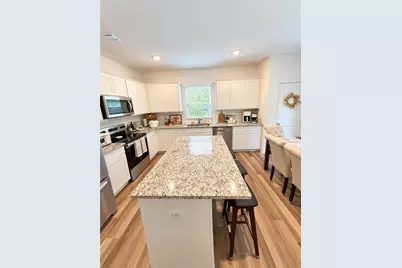 2945 Salinger Way, Gainesville, GA 30507 - Photo 9