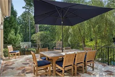 3874 Vermont Road NE, Atlanta, GA 30319 - Photo 33