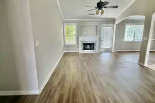 490 Amelia Grove Ln, Lawrenceville, GA 30045 - Photo 9