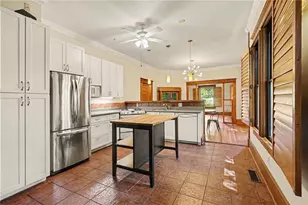 906 Mell Ave, Clarkston, GA 30021 - Photo 11