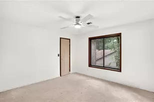 1553 Bell Flower Ct, Stone Mountain, GA 30088 - Photo 23