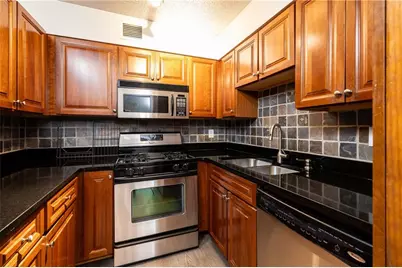 2479 Peachtree Road NE #1706, Atlanta, GA 30305 - Photo 13