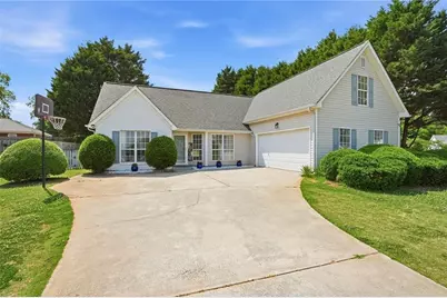 35 Shenandoah Drive, Winder, GA 30680 - Photo 1