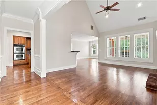 925 Windsor Pl Circle, Grayson, GA 30017 - Photo 3