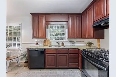 2065 Oak Road, Snellville, GA 30078 - Photo 9