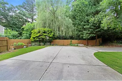 1030 Whitfield Court SE, Smyrna, GA 30080 - Photo 3