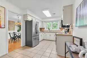 2474 Northlake Ct NE, Atlanta, GA 30345 - Photo 7