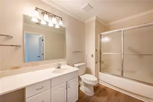 300 Johnson Ferry Rd, Sandy Springs, GA 30328 - Photo 31
