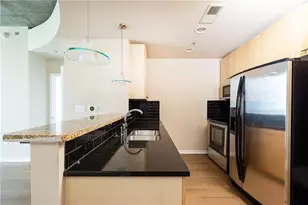3324 Peachtree Rd NE, Atlanta, GA 30326 - Photo 15