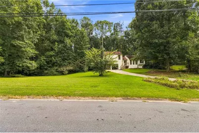 1967 Kelvin Drive, Lawrenceville, GA 30043 - Photo 7