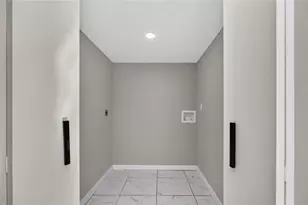 1519 Venetian Dr SW, Atlanta, GA 30311 - Photo 13