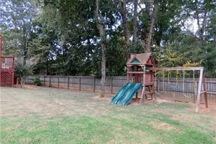 102 Chestnut Hill Dr, Canton, GA 30114 - Photo 15