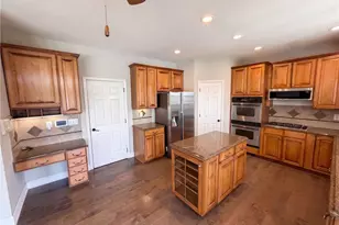 7047 Tree House Way, Flowery Branch, GA 30542 - Photo 43