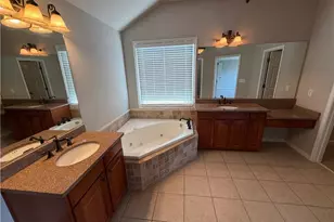 7047 Tree House Way, Flowery Branch, GA 30542 - Photo 19