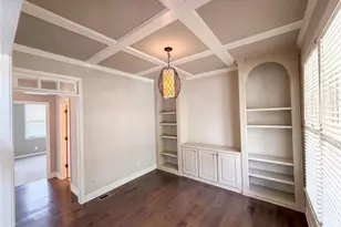 7047 Tree House Way, Flowery Branch, GA 30542 - Photo 7