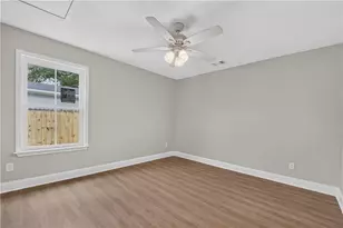 1126 E 56th St, Savannah, GA 31404 - Photo 25