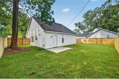 1126 E 56th Street, Savannah, GA 31404 - Photo 29