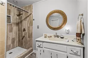 7518 Lerose Dr, Jonesboro, GA 30236 - Photo 13