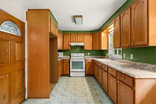 3961 Camelot Ct, Tucker, GA 30084 - Photo 7