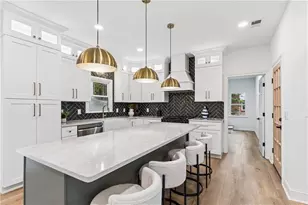 730 Mabry Rd, Sandy Springs, GA 30328 - Photo 13