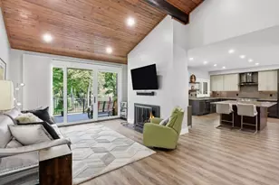 3998 Columns Dr, Marietta, GA 30067 - Photo 5