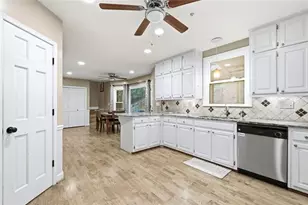 235 River Landing Dr, Roswell, GA 30075 - Photo 21