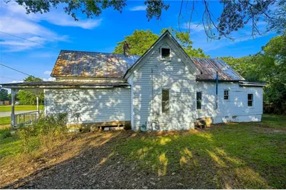 5908 Wall Street, Lula, GA 30554 - Photo 9