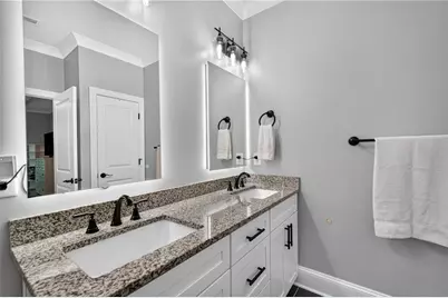 1058 Amarose Lane NE, Marietta, GA 30066 - Photo 13