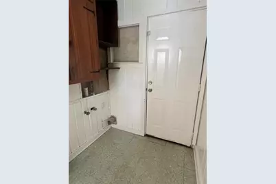 2042 East Roxboro Road, Atlanta, GA 30324 - Photo 9