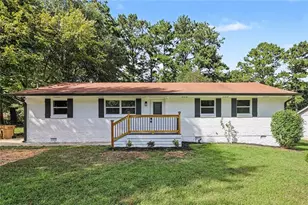 46 Royce Dr, Jonesboro, GA 30238 - Photo 1