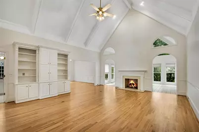 2285 Littlebrooke Trace, Dunwoody, GA 30338 - Photo 7