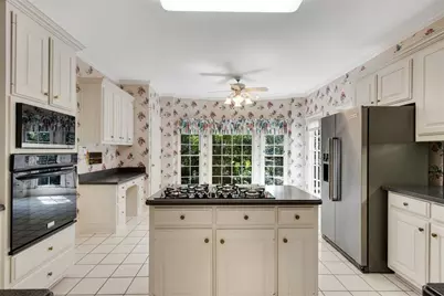 2285 Littlebrooke Trace, Dunwoody, GA 30338 - Photo 15