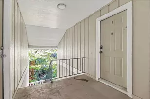 5159 Roswell Rd, Sandy Springs, GA 30342 - Photo 5