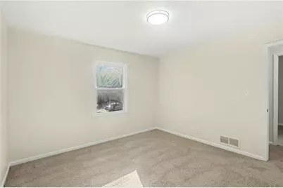 8121 Woodcliff Trail, Riverdale, GA 30274 - Photo 23