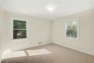 8121 Woodcliff Trail, Riverdale, GA 30274 - Photo 21