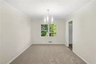 8121 Woodcliff Trail, Riverdale, GA 30274 - Photo 9