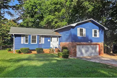8121 Woodcliff Trail, Riverdale, GA 30274 - Photo 3