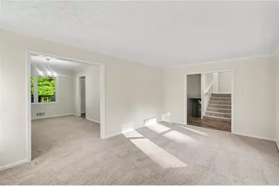8121 Woodcliff Trail, Riverdale, GA 30274 - Photo 7