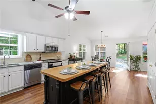 7660 Donington Park Dr, Cumming, GA 30040 - Photo 13