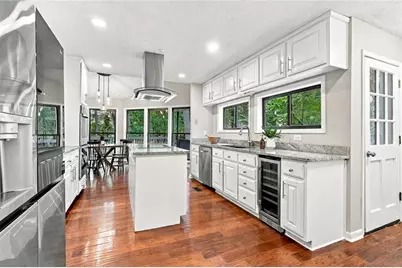 8810 North Mount Drive, Alpharetta, GA 30022 - Photo 9