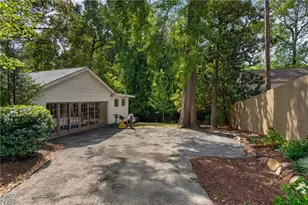 3626 Kingsboro Rd NE, Atlanta, GA 30319 - Photo 53