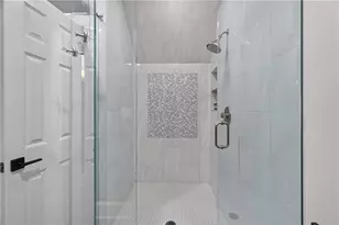 3626 Kingsboro Rd NE, Atlanta, GA 30319 - Photo 39